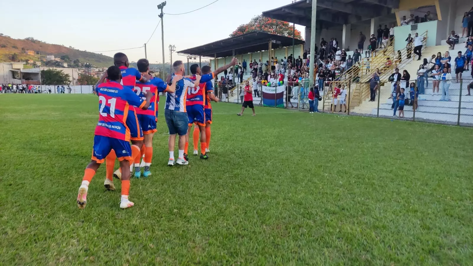 Vila do Carmo aplica goleada histórica de 6x1 sobre o Cruzeiro do Córrego do Ouro